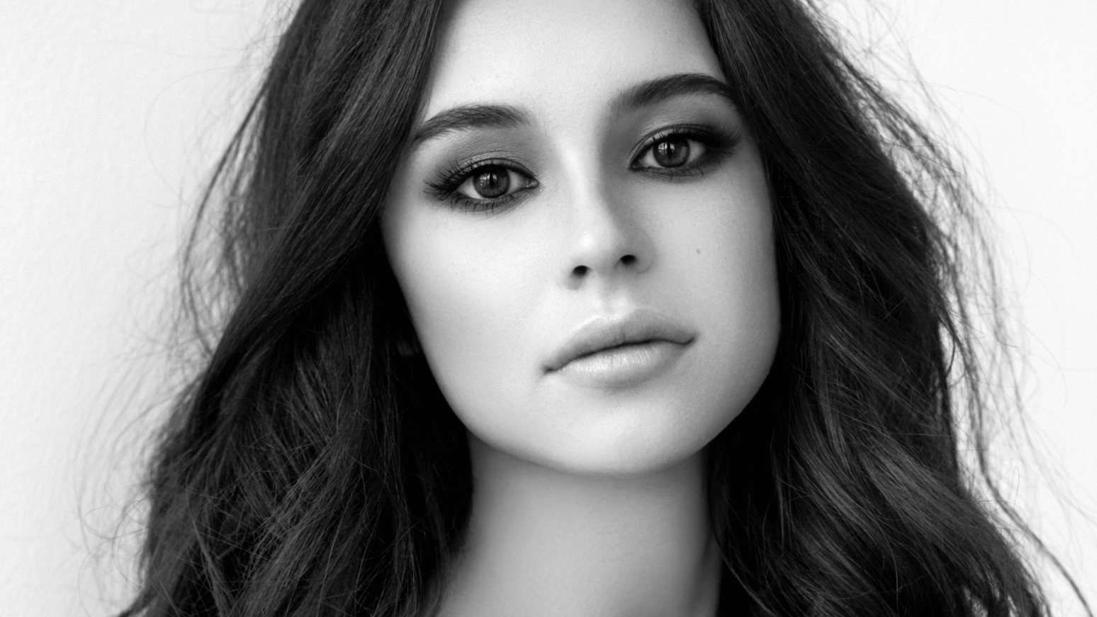 woman with beautiful face